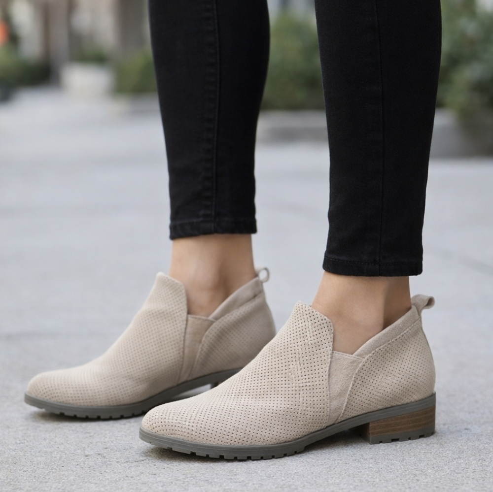 Dr. Scholls NEW Rollin Modern Minimalist Low Heel Comfort Bootie 7.5M